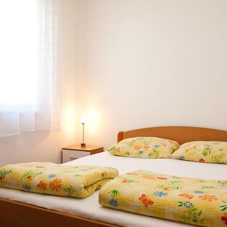 Apartments Glibo Near The Sea And Town Center! Krk Town Εξωτερικό φωτογραφία