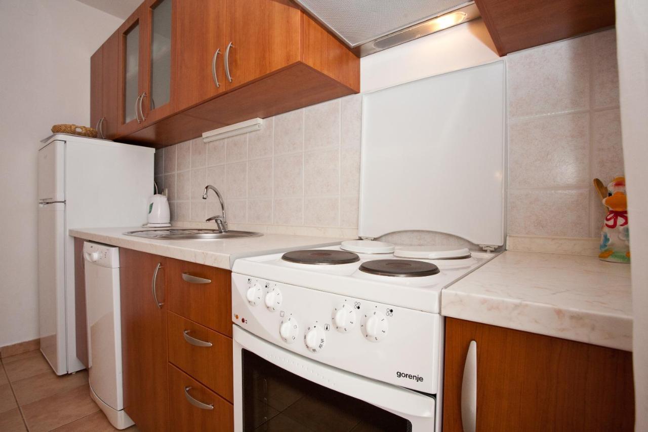Apartments Glibo Near The Sea And Town Center! Krk Town Εξωτερικό φωτογραφία